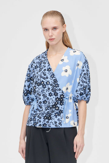 Stine Goya Gathered Tie Short Sleeve Top Top Night Ditzy Floral / Day Ditzy Floral